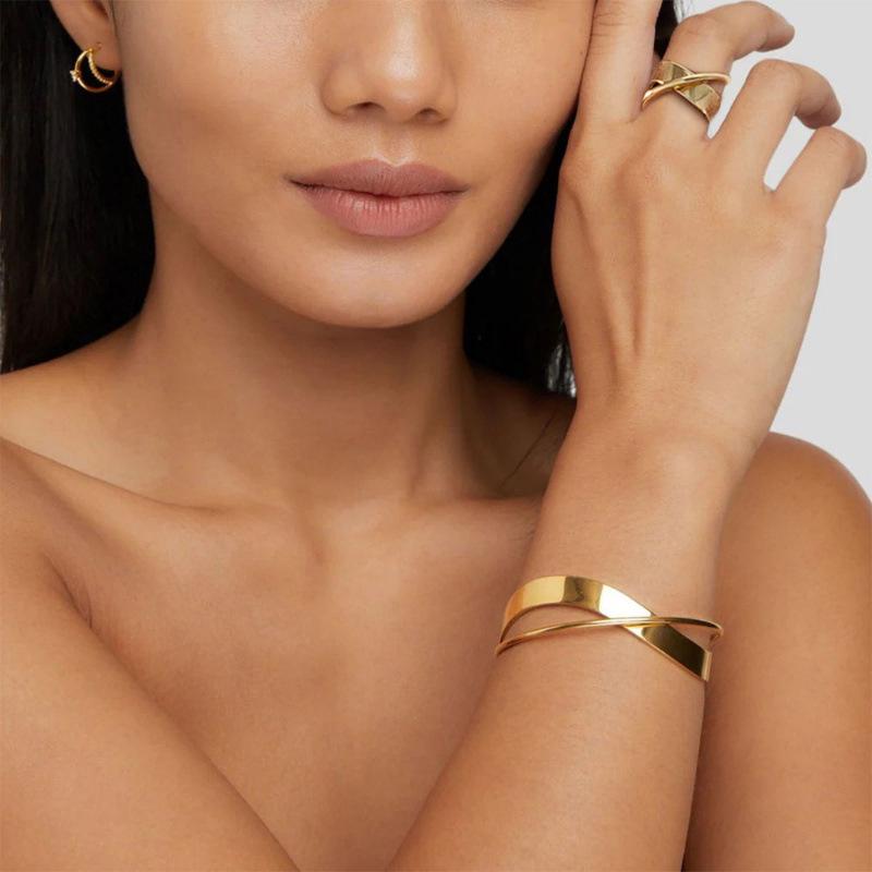 Chic Geometric Bracelet and Ring Set: European & American Style