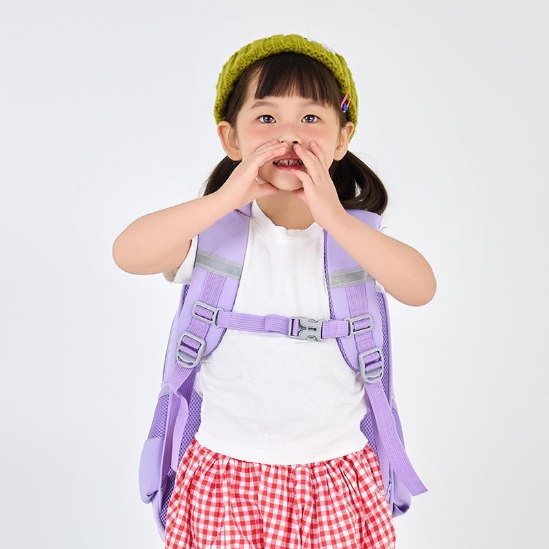 Elementary school bag spine protection backpack large capacity weight reduction backpack high value cute backpack