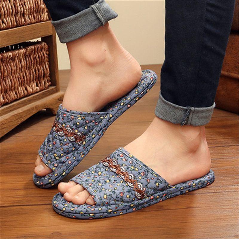 Cloth bottom slippers couple fresh and versatile home indoor silent silent does not hurt the wooden floor men's and women's four seasons