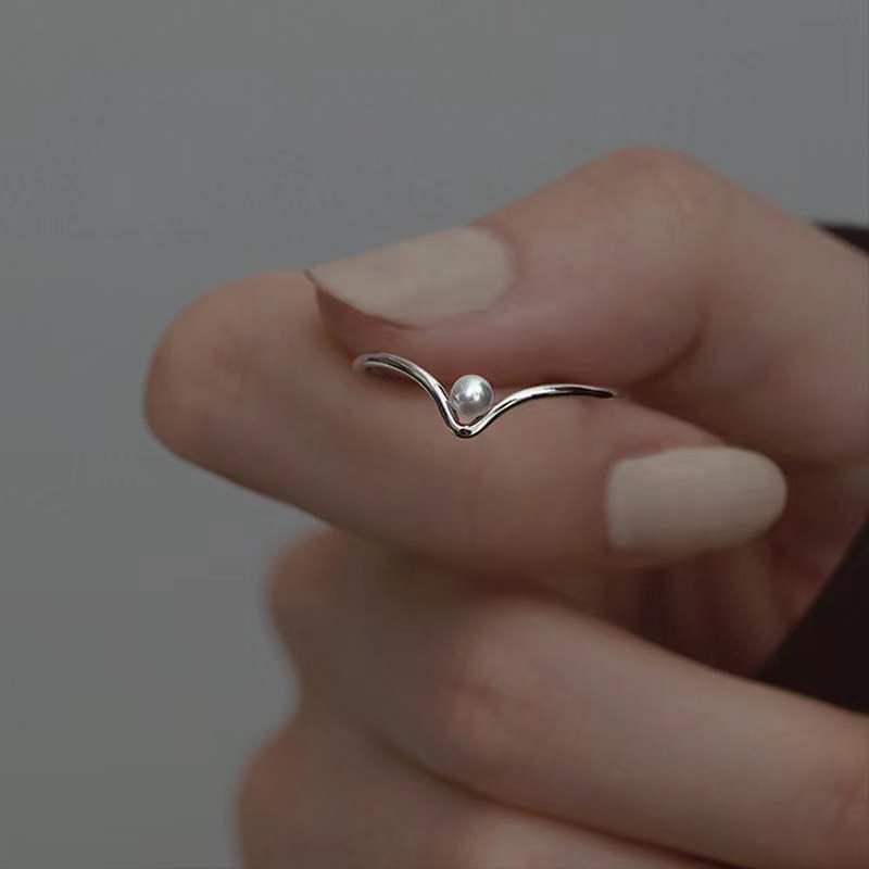 Beixi S925 Sterling Silver Adjustable Pearl Ring for Women - Trendy V-Shaped Retro Design Adjustable Opening