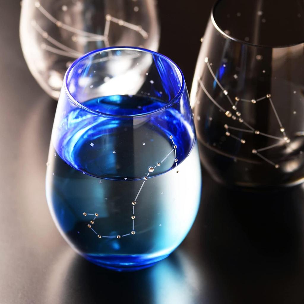 Sparkling rhinestone tumbler glass featuring the 12 constellations of the Zodiac - Scorpio. Choose from three colors (blue).