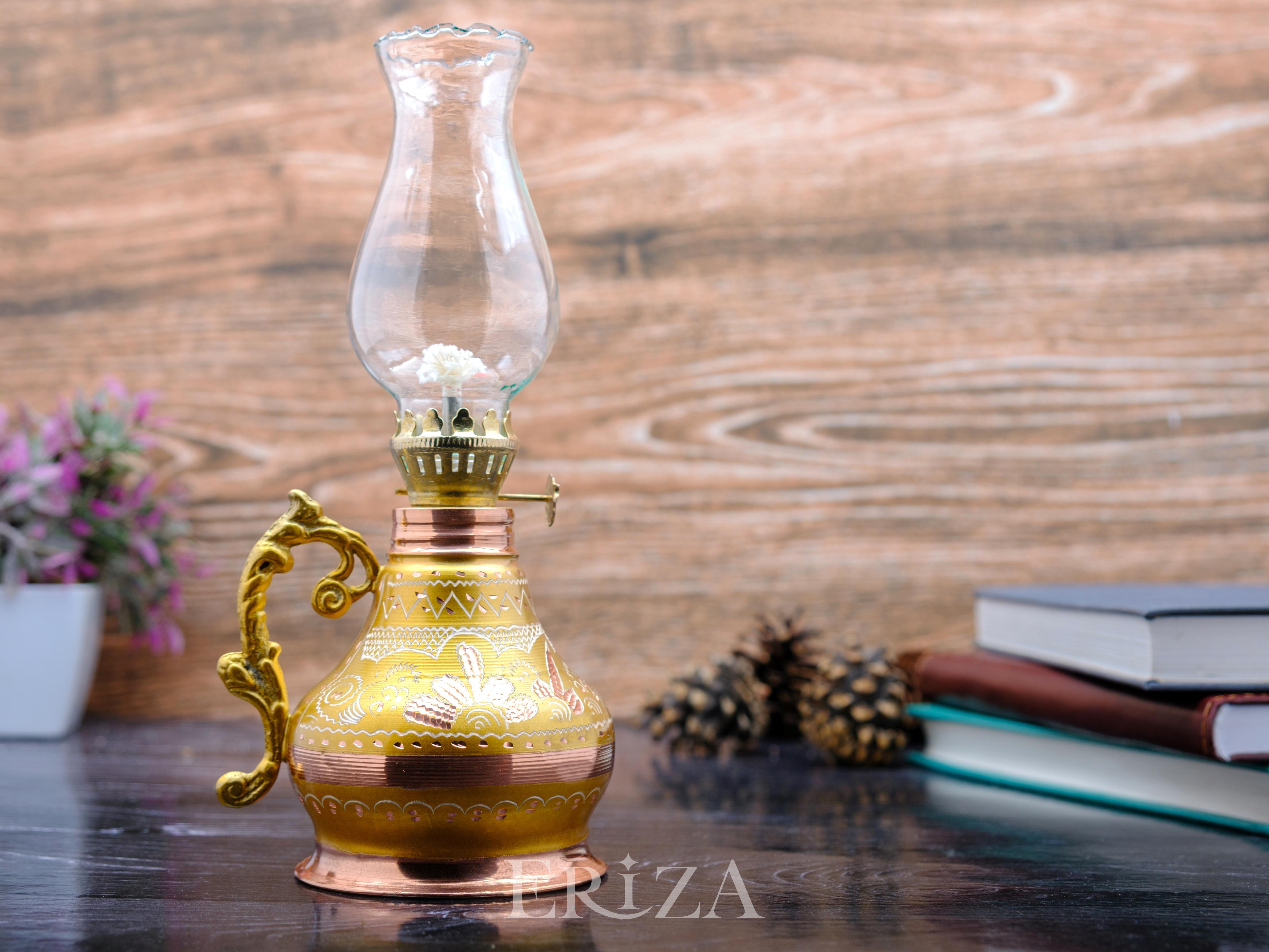 

Декоративная старинная медная керосиновая лампа ONLY LAMP золотой