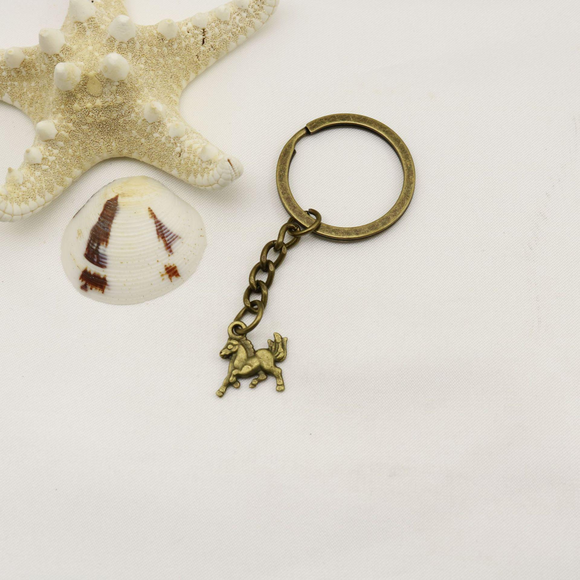 Hot Selling Simple Horse Keychain Pendant