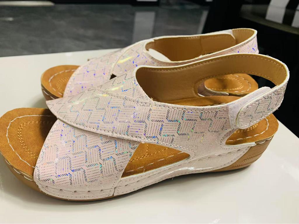 Women's Breathable Color-Matched Sandals - 2024 New Summer Casual Beach Shoes