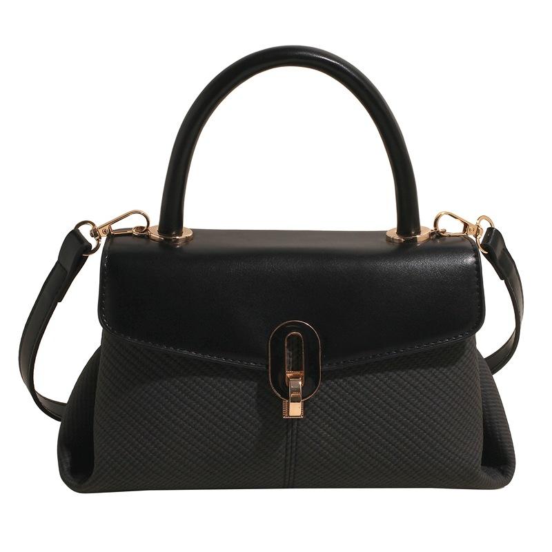 

Bag Women s New Versatile Handbag Fashion Small Square Bag Casual Shoulder Messenger Bag чорний