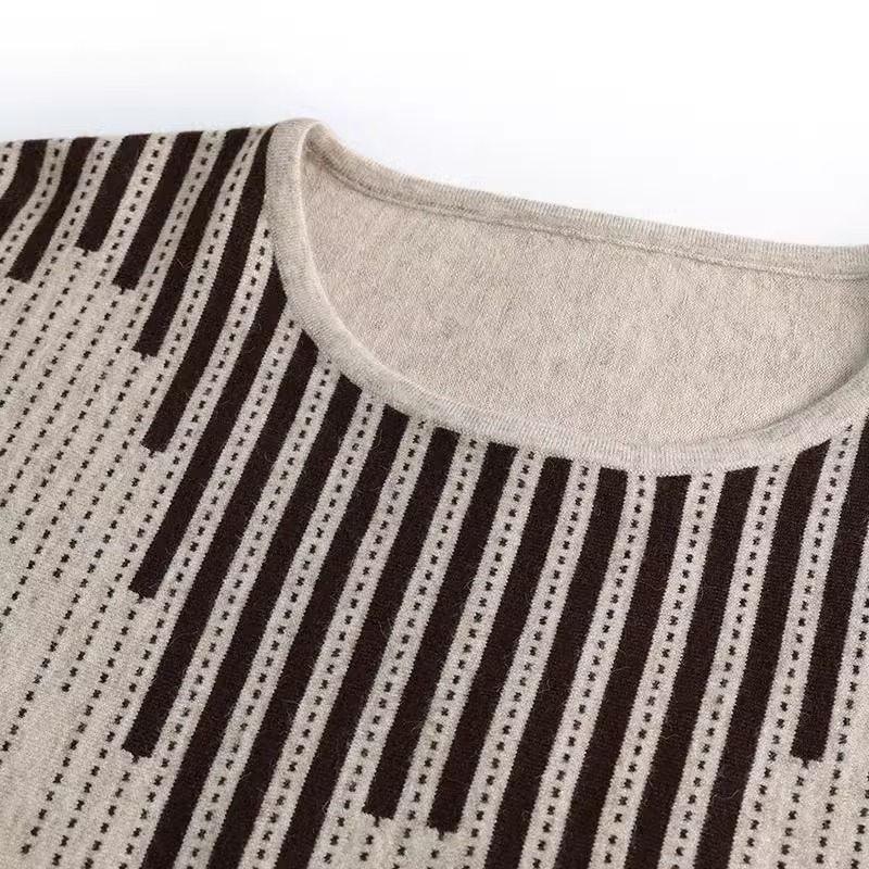 Spring Three-quarter Sleeve Small Shirt for Middle-aged and Elderly People Fashionable Knitted Women's Autumn Clothing Thin Top