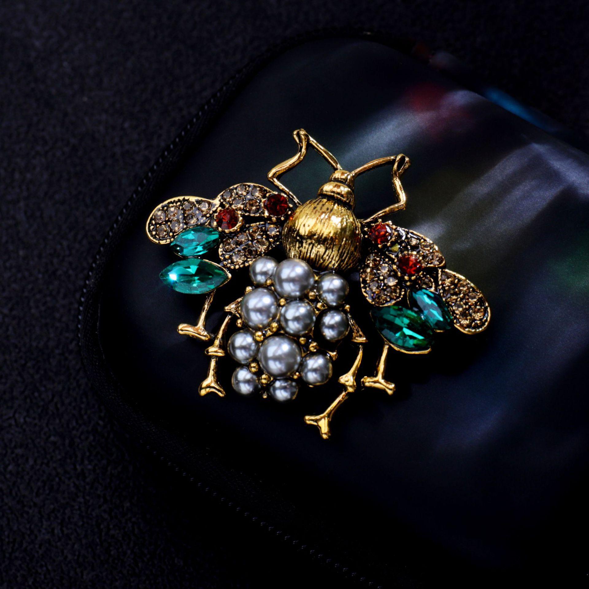 

Мода пчела сплав брошь корсаж одежда мужская и женская стразы булавки барокко зелёный