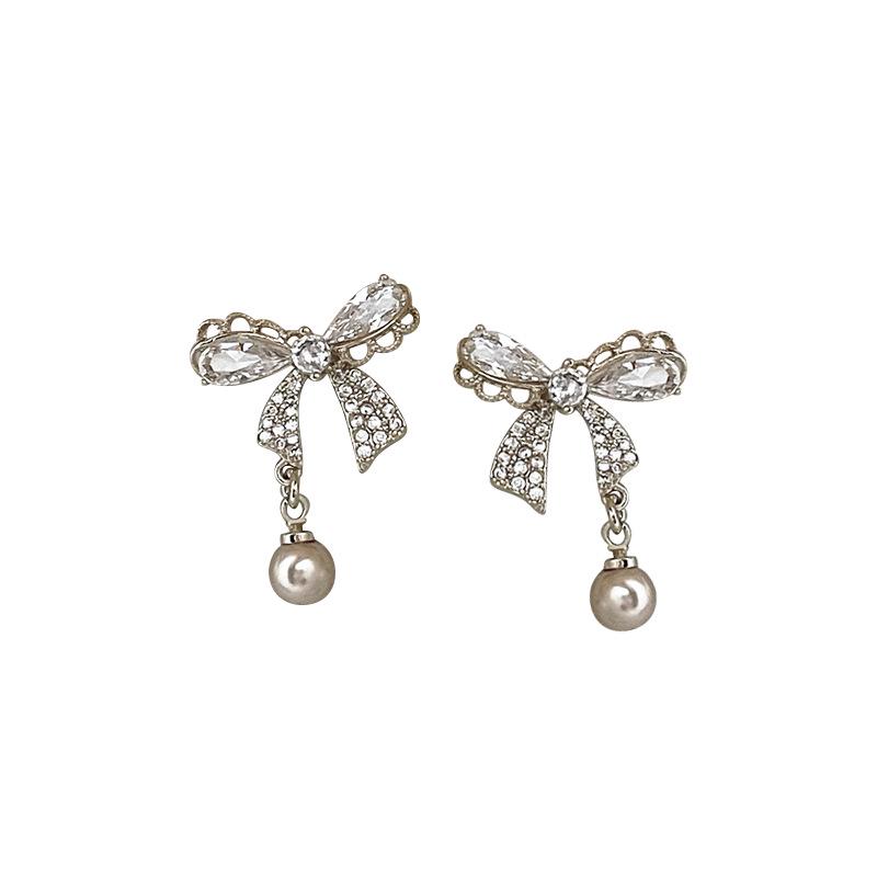 Korean Zircon Bow Pearl Stud Earrings - High-End, Versatile & Elegant.