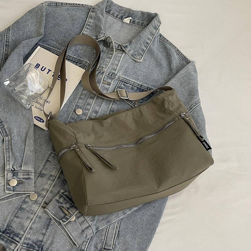 Dámská crossbody taška jednobarevná taška přes rameno sportovní studentská taška do třídy taška s více kapsami