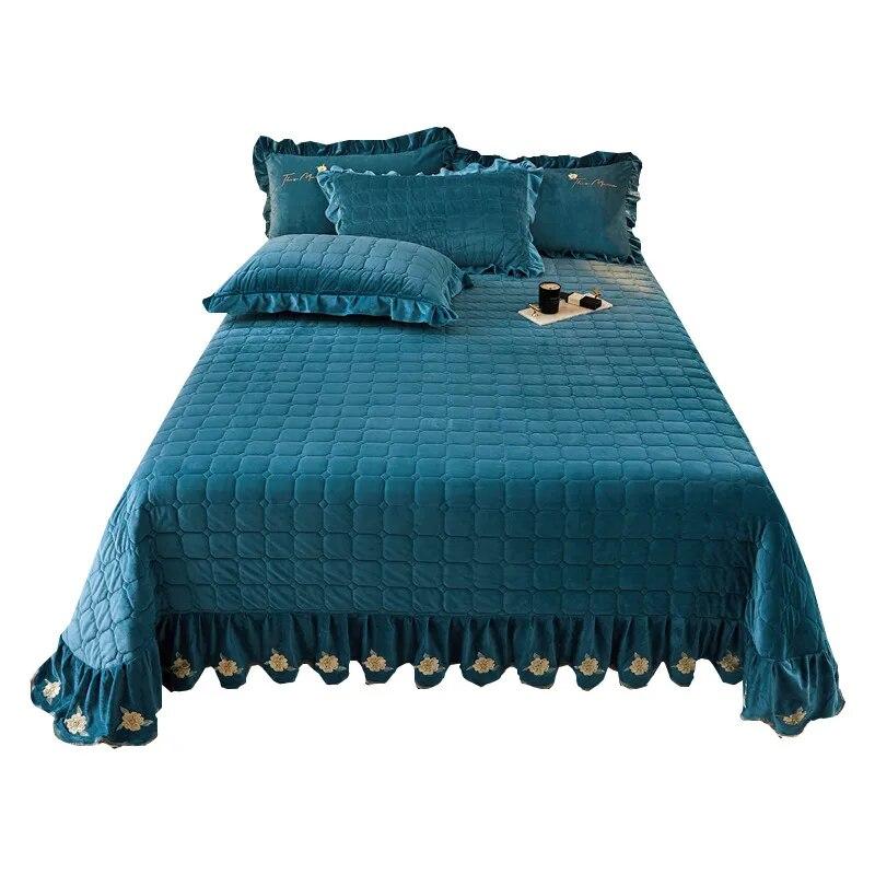 Thick Velvet Bedspread and Pillowcase Queen King Double Coverlet Quilted Soft Bed Sheet Embroidery Ruffle Skirt