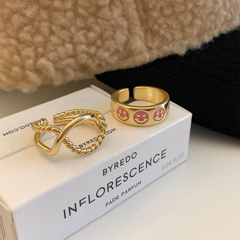 Unique Vintage Pink Drip Glaze Smile Face Ring For Women Stylish Wear Everyday