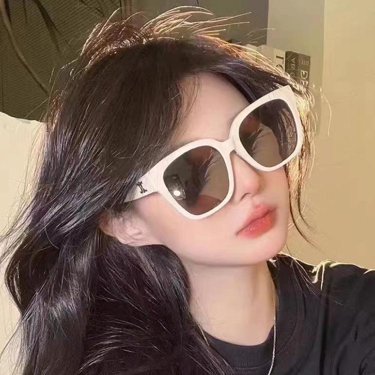 Ultraleichte strahlungsresistente quadratische Sonnenbrille, personalisierte trendige Brillenfassung mit dickem Rand, Hip-Hop für Männer und Frauen