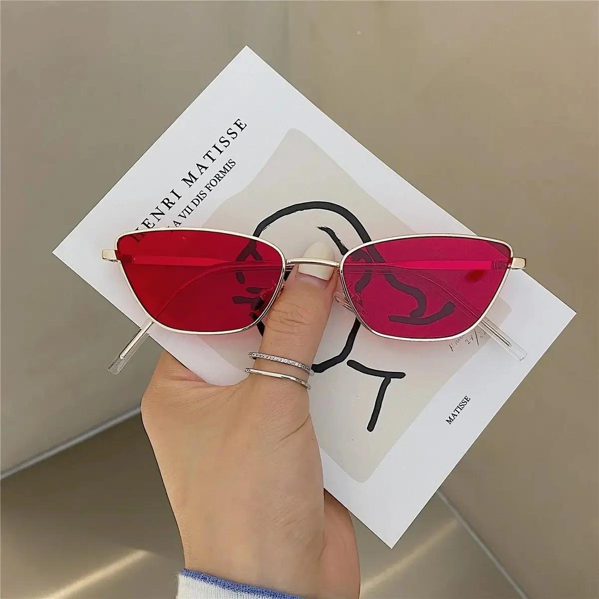 Fashionable Retro Square Metal Sunglasses Korean Style Unisex Trendy Eyewear Popular Internet Celebrity Small Box Frame