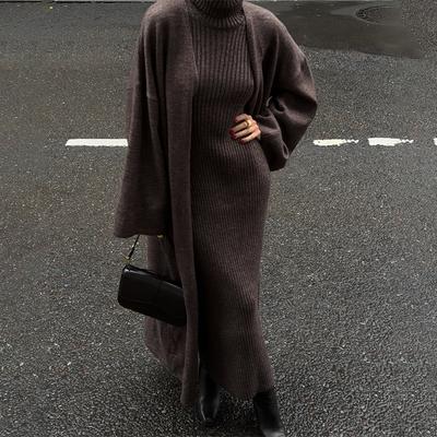 2025 Otoño e Invierno Nuevo Cuello Alto Ajustado Interior Falda Larga Cárdigan Bata Chaqueta Conjunto Suéter Mujer