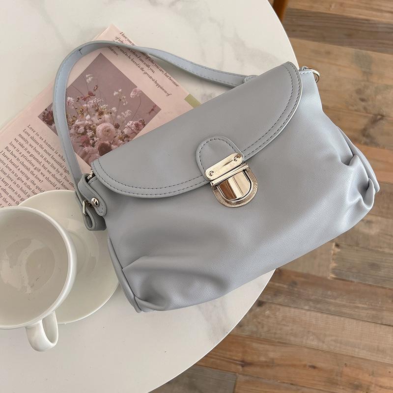 

New women s bag niche design underarm bag shoulder strap retro large lock soft leather shoulder messenger bag