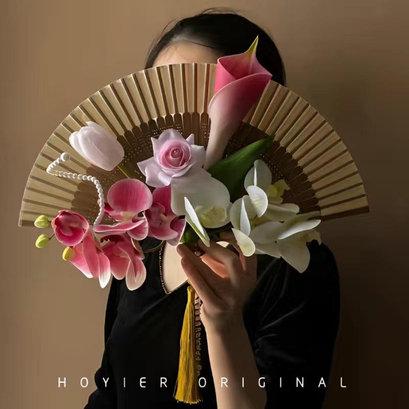 New Chinese Style Bride Folding Fan Bouquet for Engagement or Robe Accessory