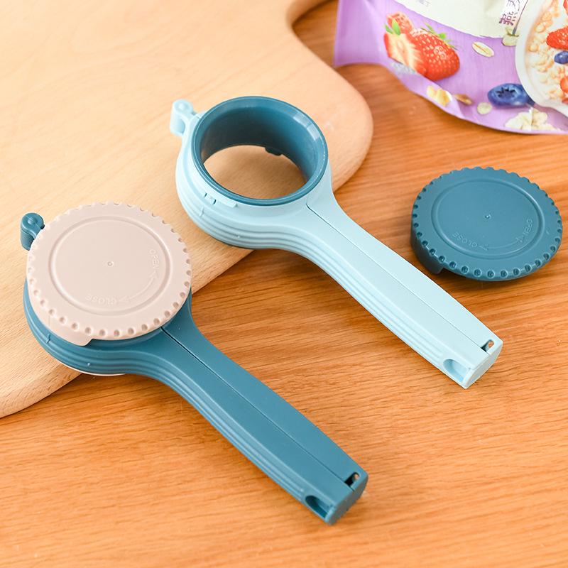 Large Moisture-Proof Food Clip with Dispenser Nozzle and Lid