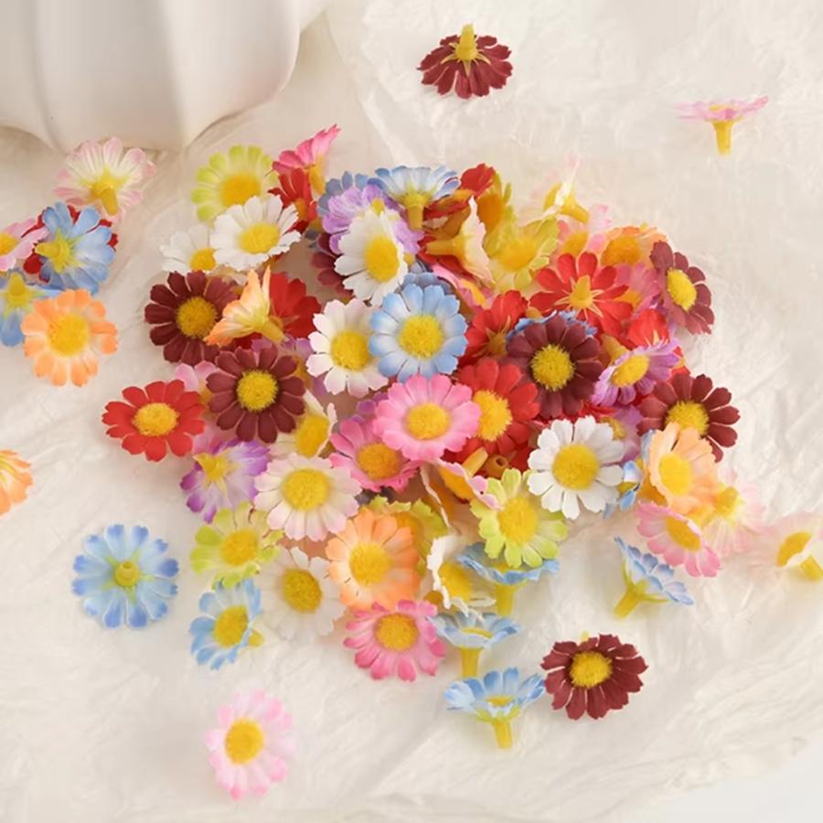 50/100pcs Artificial Flowers Sunflower Silk Daisy Head Festival Home Yard Wedding Decor DIY Scrapbook Fake Plant Festival Wreath