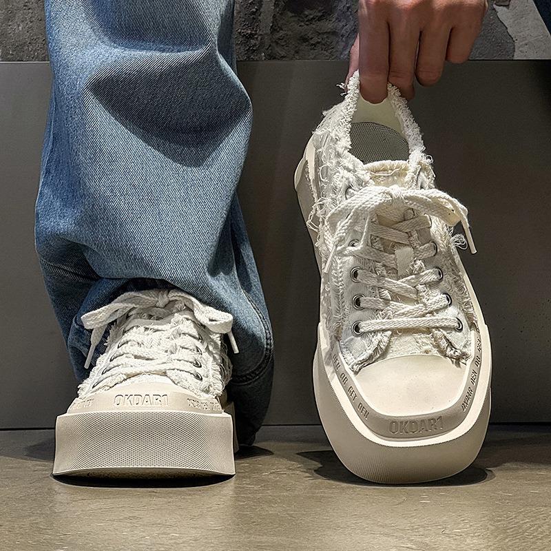 58106 niche chaussures en toile à tête carrée originales pour hommes et femmes couples chaussures blanches à semelles épaisses chaussures de skate décontractées polyvalentes