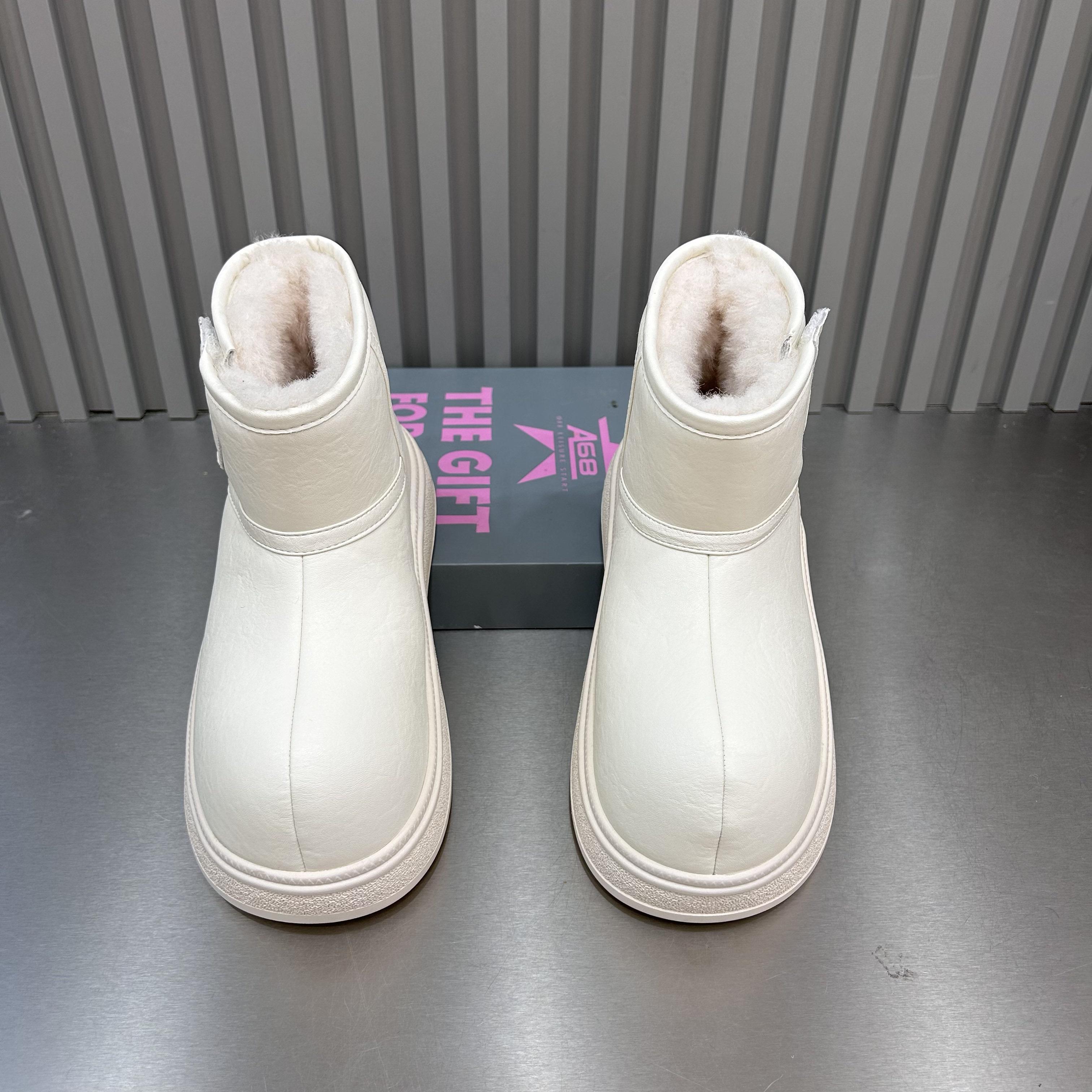 

2025 winter new white velvet round head thick-soled snow boots women s fashion casual versatile non-slip bottom 40