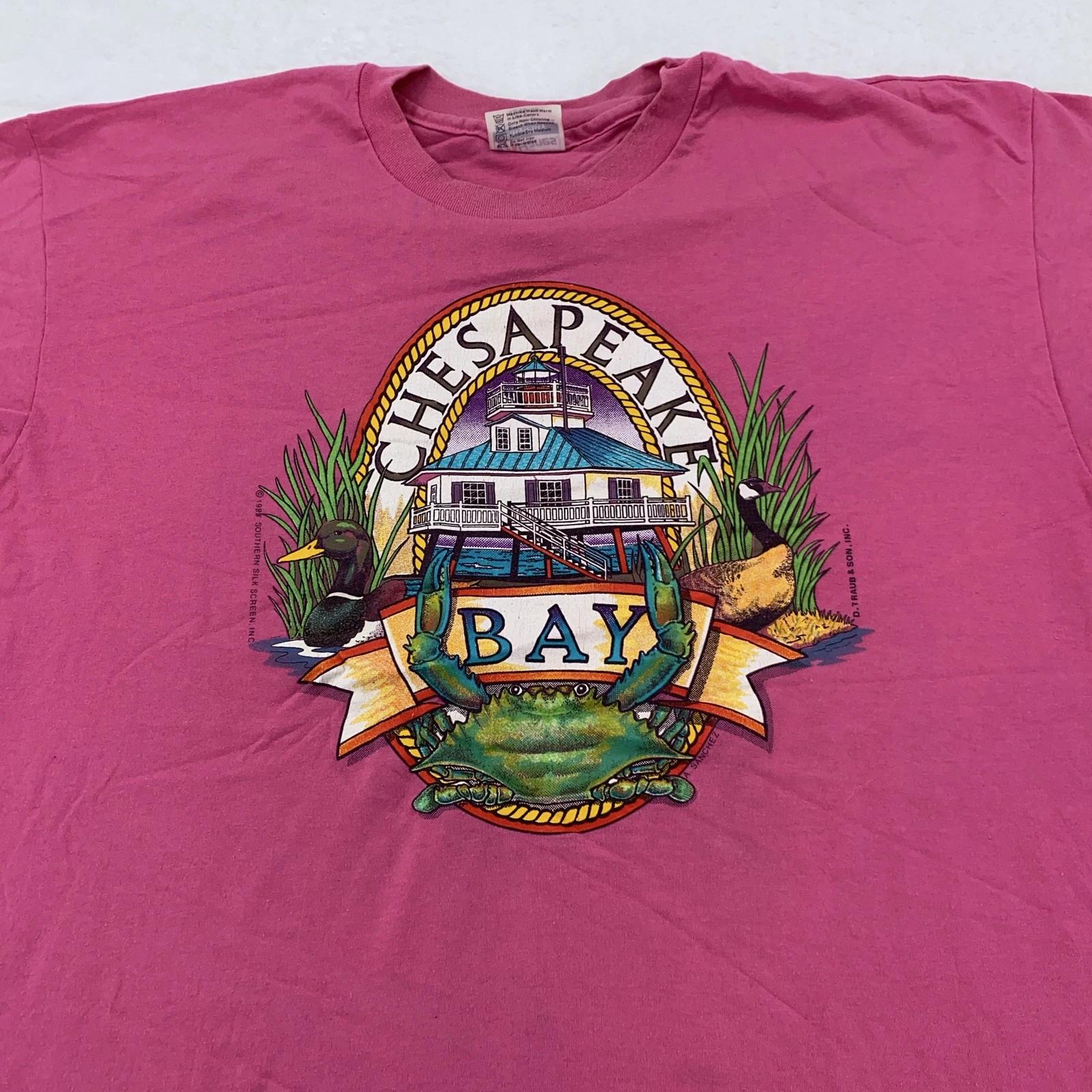 

Vintage Chesapeake Bay Shirt Mens L/XL 1987 Hanes Duck Crab Lighthouse USA 80s S