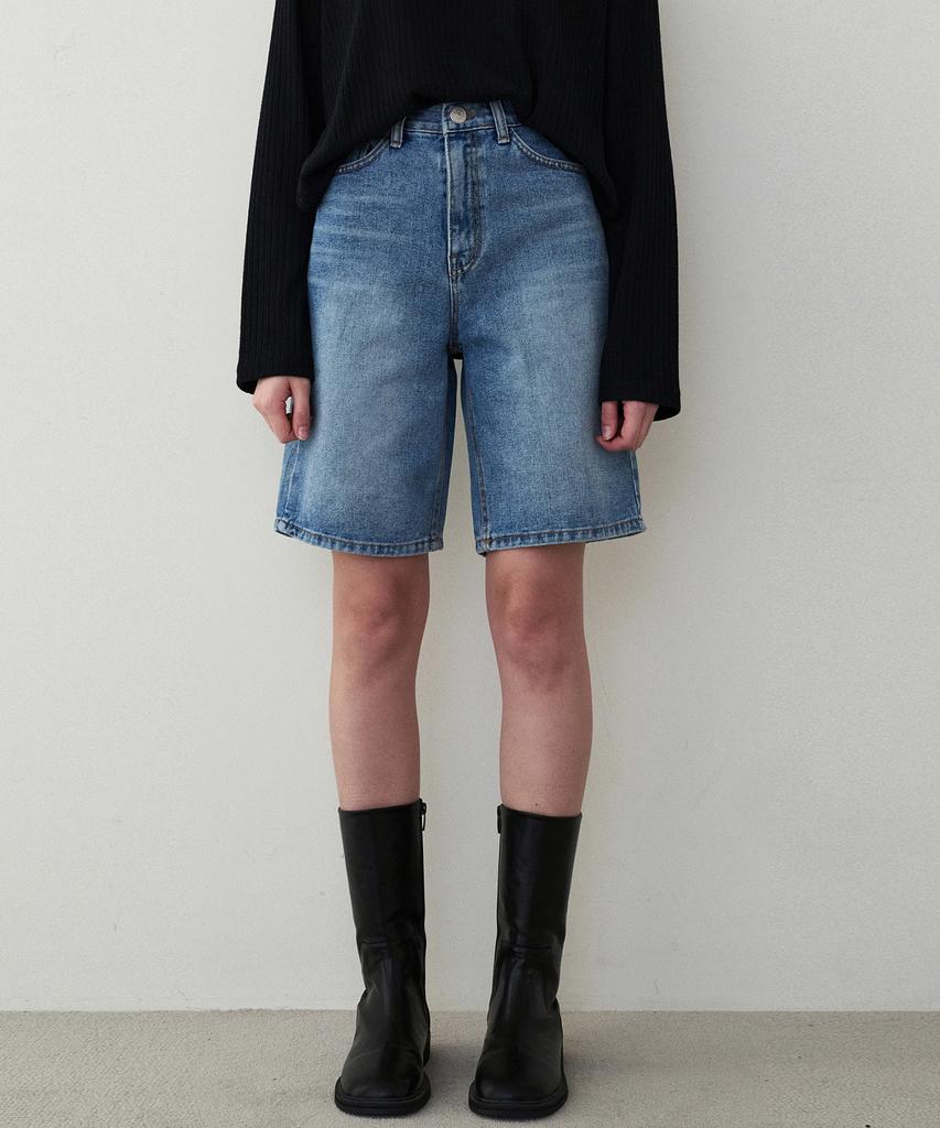 LOEIL Bermuda Denim Pants - Medium Blue