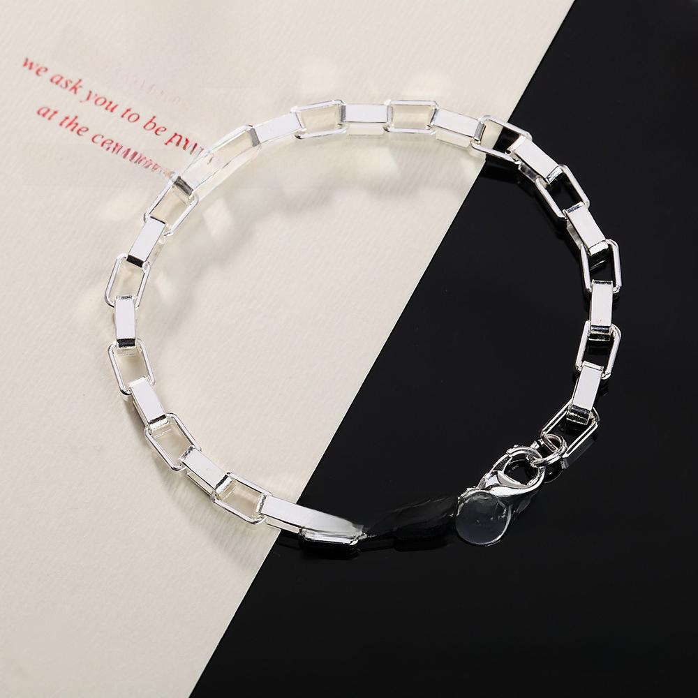 Trendy Silver Jewelry: European & American Checkered Bracelet