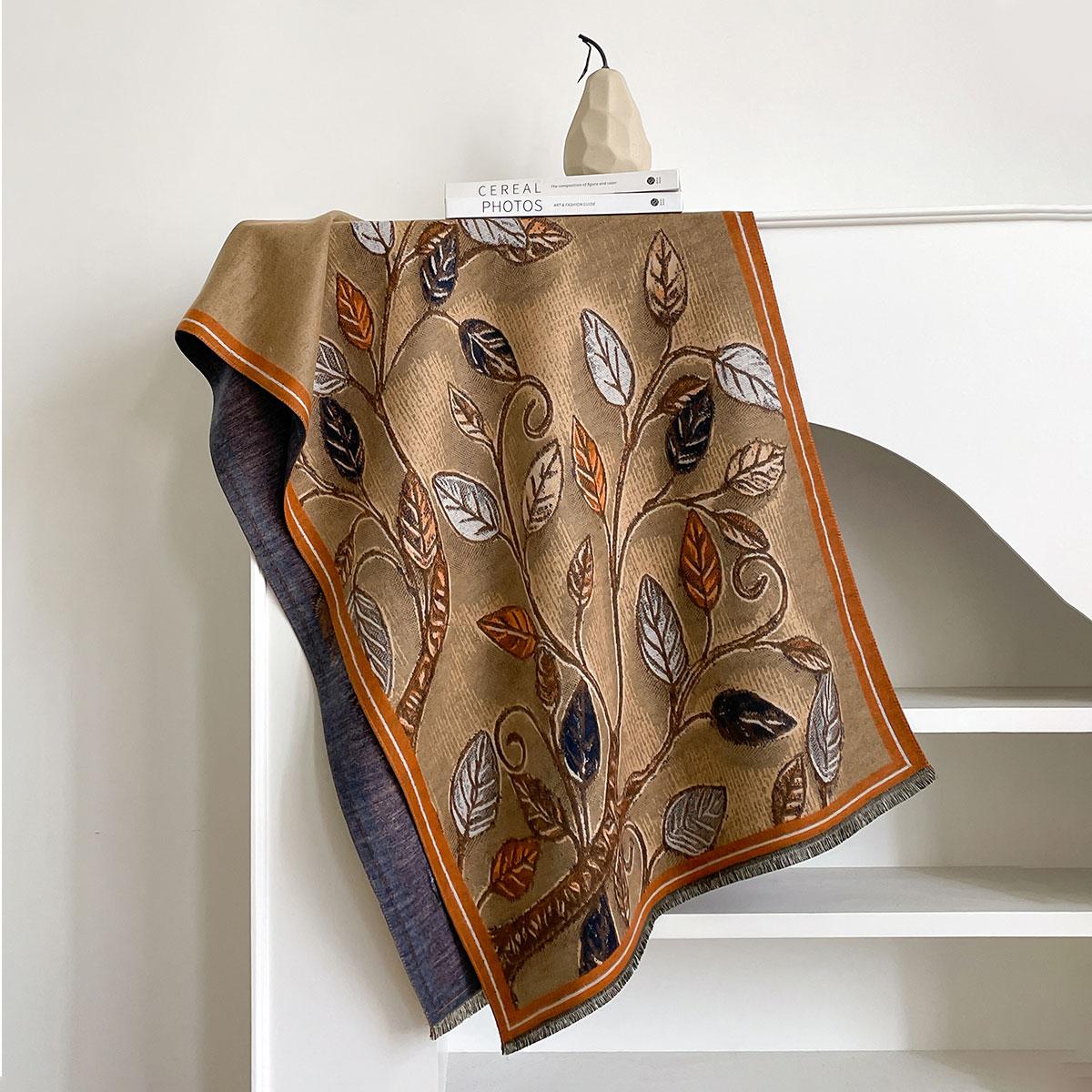 

Women Latest Design Winter Two-Sided Jacquard Imitation Cashmere Scarves High Quality Thicken Wrap Shawl Ladies Pashmina Scarf