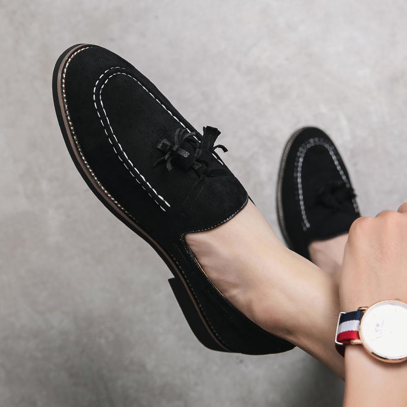 Fashion Business Men Fringed Shoes Men Wear Comfortable Durable Fashionable Small Leather Shoes on One Foot Social Shoes Size 38-47
