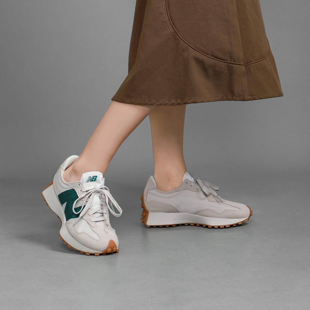 New Balance 327 Timberwolf Nightwatch Green Unisex Sneakers Cream MS327HR1