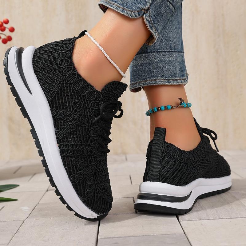 Fashion 2025 New Casual Breathable Mesh Shoes Women Summer Lace Up Soft Sole Medium Heel Sneaker Fashion Lace Hollow Out Running Shoes