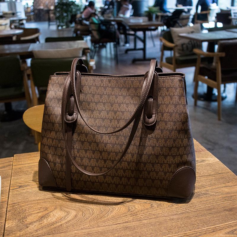 Ny Stil Trendy Casual Allsidig Tote Bag Moteabel Enkel Håndveske Dameveske Stor Kapasitet Skulderveske Trykt Veske