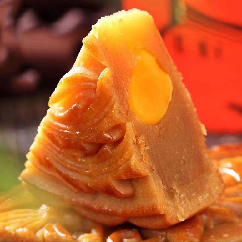 Snowy Yolk Lotus Seed Paste & Five Nuts BBQ Pork Mooncake - Extra Large, Egg Yolk, Old-Fashioned Style