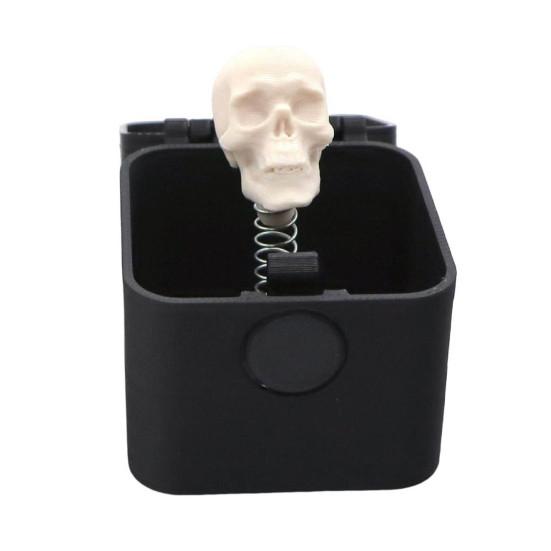 

Хэллоуин 3D-печать Череп Коробка Орнамент Выскакивающий Череп в Кейсе Настольное Украшение Подшучивание над Друзьями Реквизит для Розыгрышей Подарок для Розыгрыша белый