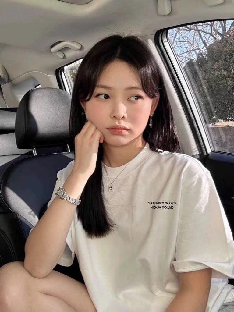 Women's European Style Multicolor Oversized Retro Short-Sleeve T-Shirt