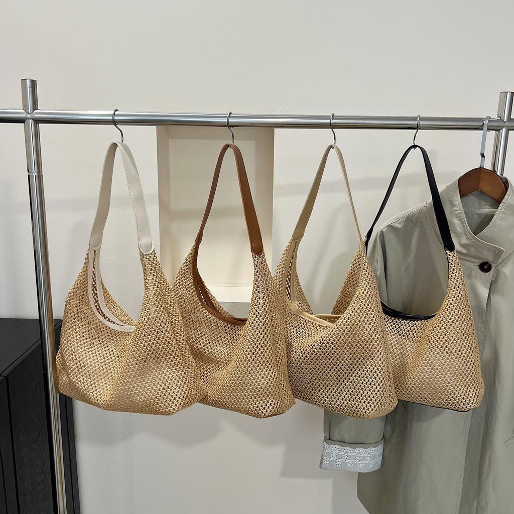 Straw large-capacity fashion casual bag is popular in summer, woven shoulder underarm bag tote bag