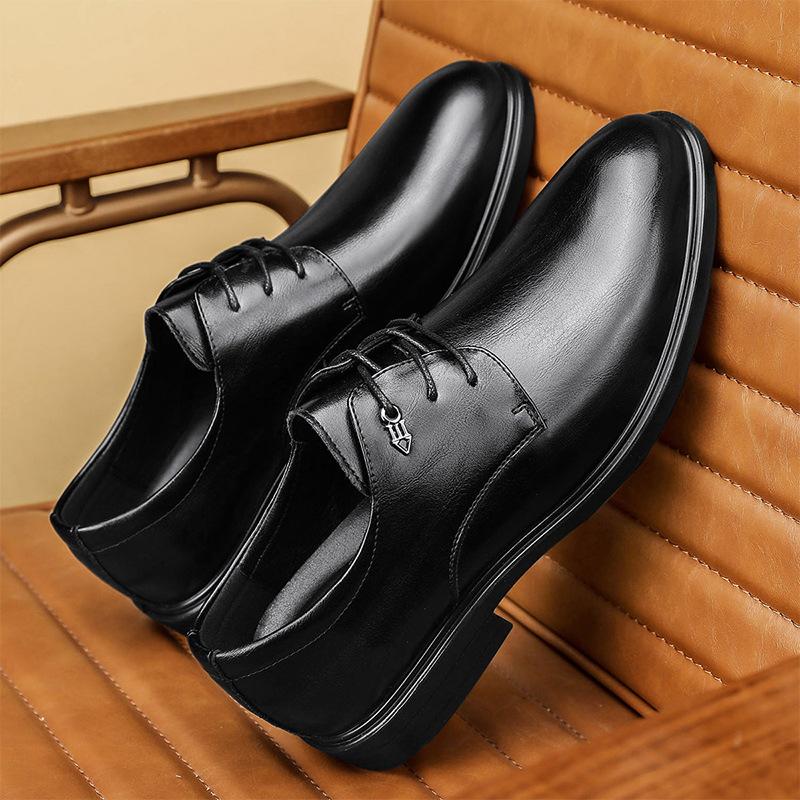 

Мужская обувь 2025 года, весна, новинка, повседневная, на работу, для бизнеса, развлечений, официальная, кожаная обувь, мужская, на низком каблуке, повседневная, модная обувь 39 чёрный