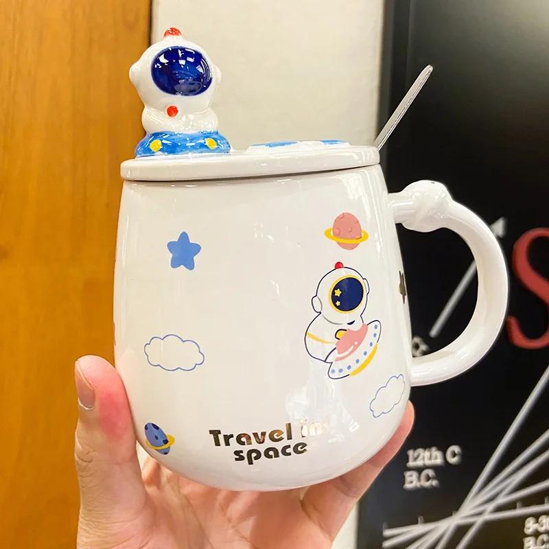 

Новая милая мультяшная кружка с изображением астронавта и планеты с крышкой, оригинальные кружки, кофейные чашки, чашка кофе, красивые кружки для чая, посуда для питья, пивные кружки, забавные кружки 400ml
