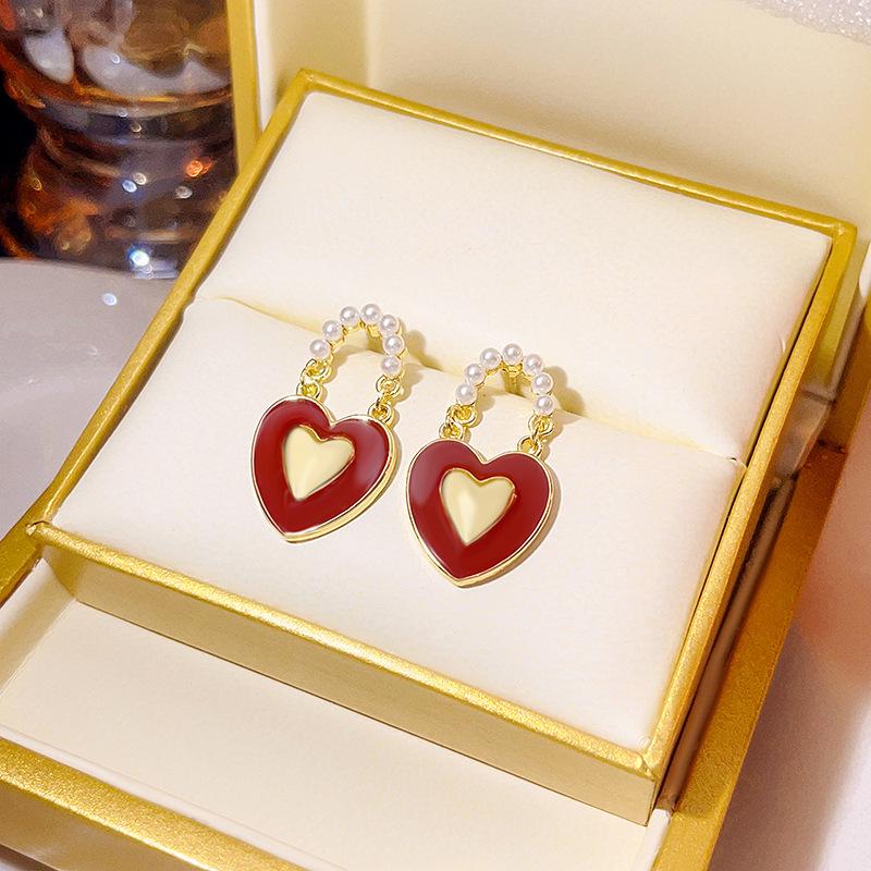 Silver Needle Wine Red Diamond Flower Earrings - French Retro Style with Simple Ear Buckles
