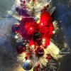 Yunhui Christmas Stair and Door Hanging Wreath - Festive Mantle and Staircase Decoration with Simulated Flowers