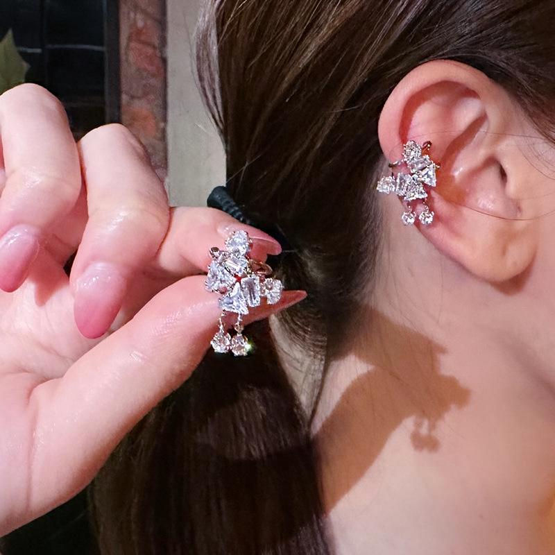 Super Sparkly Crystal Butterfly Ear Cuff: Luxurious, Sweet, and Versatile Earring for Women