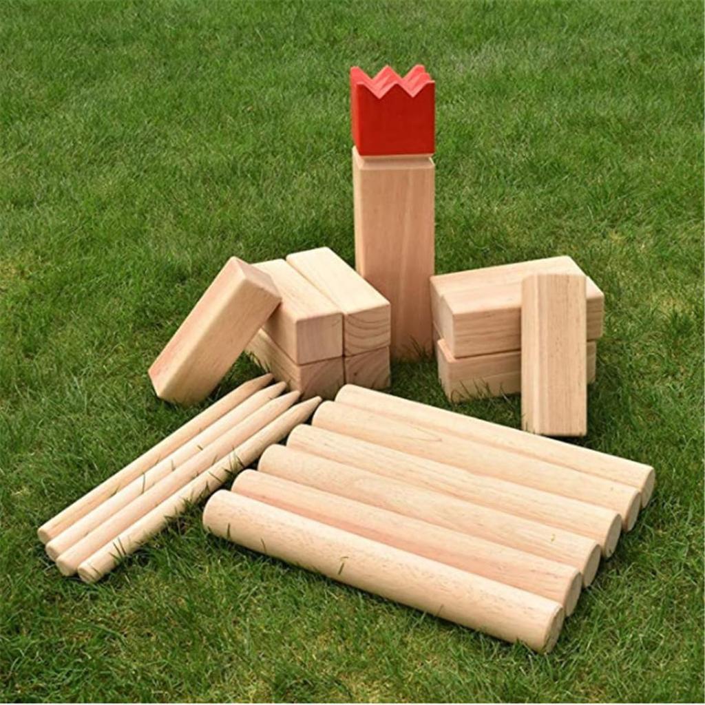 Gioco da esterno in stile nordico, set in legno per il lancio del Kubbu per giardini e prati, sport all'aperto per famiglie e gruppi numerosi, adatto ai bambini