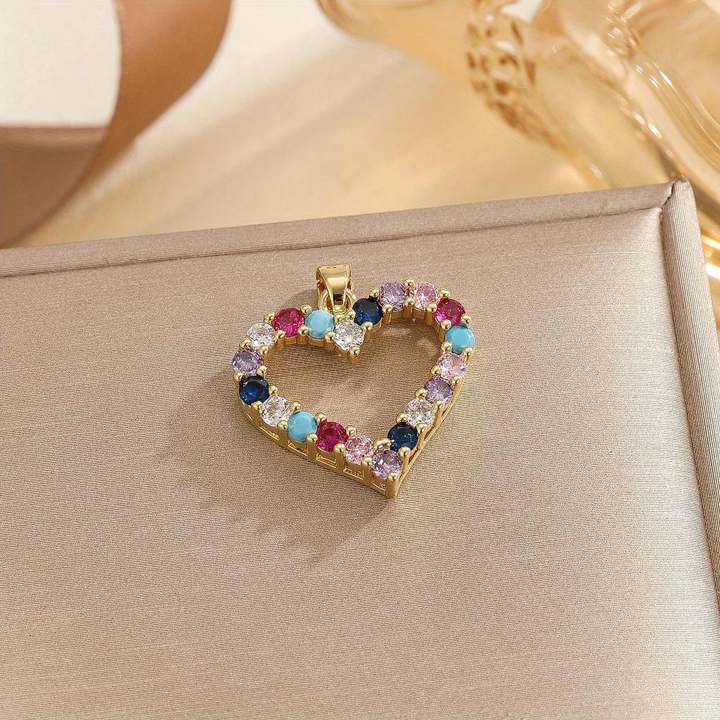 Colored Zircon Love Pendant for Women Fashionable Palace Style Elegant and Versatile Stainless Steel Chain Random Colors