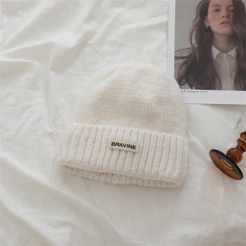 Korean Dopamine Simple Letter Knitted Hat Letter Label Men and Women's Same Wool Hat Women Thickened Warm