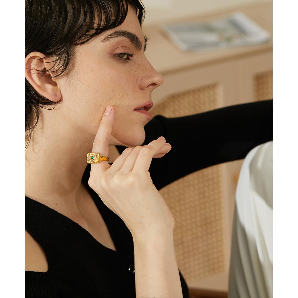 Yhpup High-Grade Fashion Stone Zircon Green Eye Ring 316L Stainless Steel Gold Color Stylish Jewelry Anillos Acero Inoxidable
