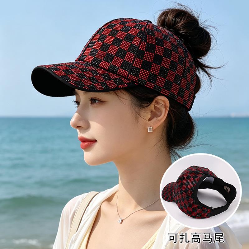 Source spot checkerboard hot diamond baseball cap women's summer daily versatile face small high ponytail cap