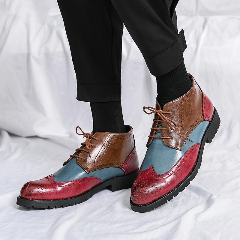 Luxury Men Dress Boots lace up fashion Oxfords Shoes outdoor Autumn Designer Motorcycle Boots for Male Leather brogue Boots Men