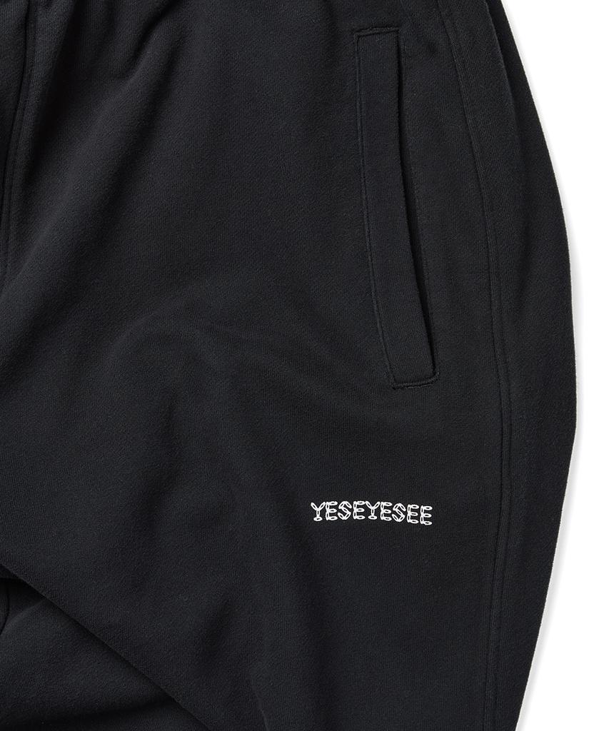 YESEYESEE C-Logo Straight Sweatpants Black