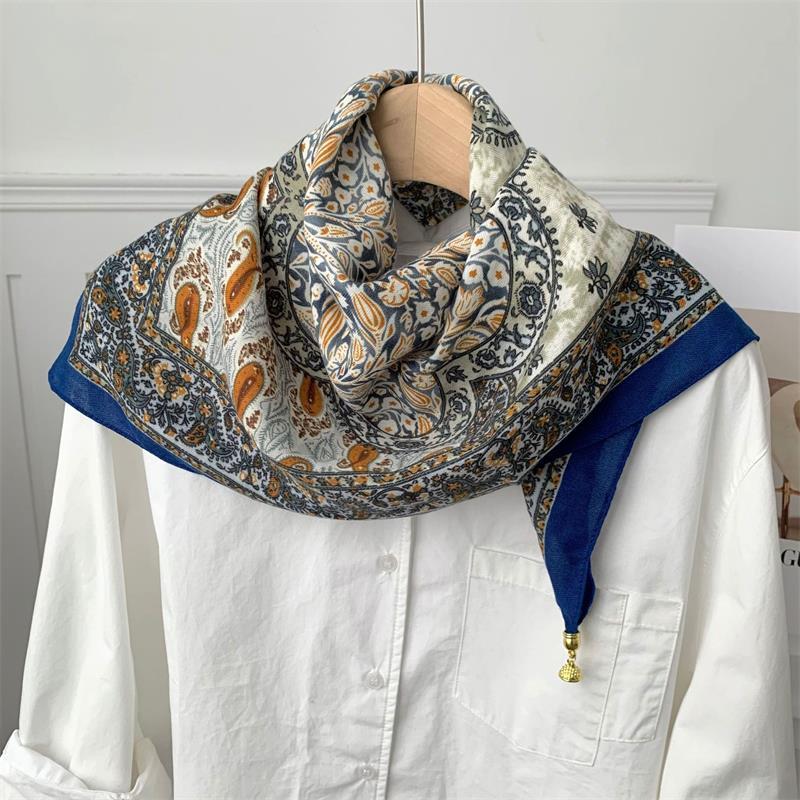 70*70 Square Scarf Retro Print Silk Scarf With Magnetic Buckle Women Neck Scarf All-Match Shawl Headscarf Accessory Gift