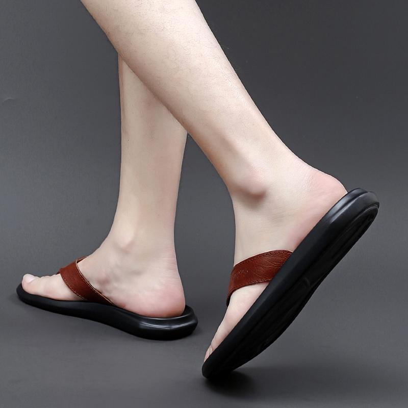 Mens Flip Flops Summer Beach Sandals Breathable Slippers for Man Non-Slip Cool Flats Outdoor Casual Shoes Lightweight Half Drag